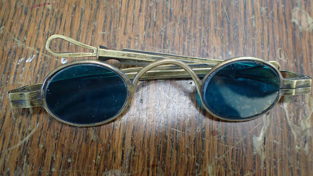 1800~1900年代 真鍮製 VINTAGE スライド式眼鏡 英国「vol.4」 | 英国よろずコレクション